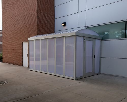2 Ways To Use Prefabricated Enclosures for Storage